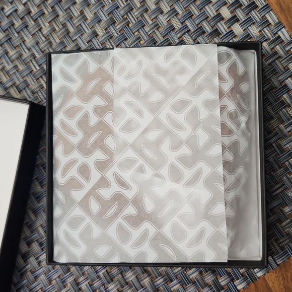 Telfar - tan 100% leather supple wallet - Picture 11 of 12